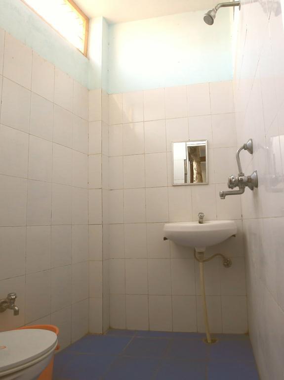 Bona Cafe Restaurant & Sala Guest House Varanasi Room photo